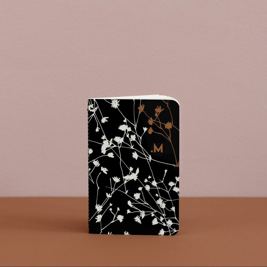 carnet fleuri couverture noire